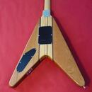 Elektrická kytara Hondo Flying V H-767