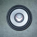 Subwoofer-basový reproduktor do auta. 4 Ohm.