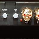  Knoby k potenciometrům Skull Head /gold