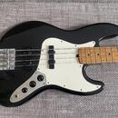 Fender / Schecter Jazz Bass