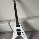 PK Guitars custom "V"- čko