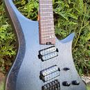 Multiscale headless gitara