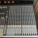 Mixpult Allen & Heath GL4800 + RPS 11 zdroj + Kufr