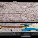 Fender American Professional II Stratocaster Miami blue