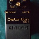 Prodám limitovanou verzi DISTORTION BOSS DS-1 černý BLACK