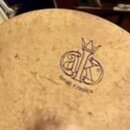 Kúpil by som si činel s takýmto logom. Amati