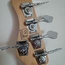 Sire Marcus Miller V7 2nd Gen - 5 strunný jazz bass