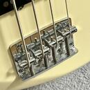 Vivian Sitheusus bass 