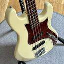 Vivian Sitheusus bass 