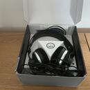 AKG K171 MKII