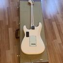 Fender Deluxe Roadhouse Strat + kufr