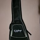 Pouzdro na kytaru