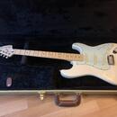 Fender Deluxe Roadhouse Strat + kufr