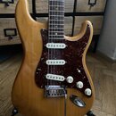 Fender Stratocaster Deluxe Serie r.v2004
