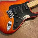 Stratocaster "custom shop" (NITRO, EMG, Flame Top) Fender