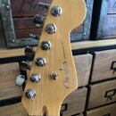 Fender Stratocaster Deluxe Serie r.v2004