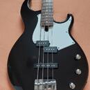 Baskytara YAMAHA 234 - 4- strunná. 