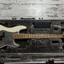 Prodám Fender Steve Harris Precision Bass – signature model.