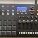 Akai MPD 232 Midi kontroler