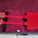 Legendární dvoukrká kytara Gibson EDS-1275