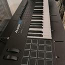 Alesis VI49 MIDI klávesy