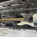 Prodám Fender Steve Harris Precision Bass – signature model.