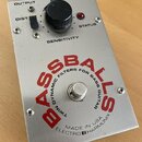 EH Bass balls