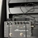 Ampeg SCR-DI + ladička Mooer baby tuner