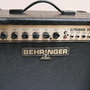 Zesilovač: Behringer ULTRABASS BX600