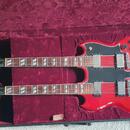 Legendární dvoukrká kytara Gibson EDS-1275