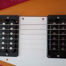 Prodám levorukou  Epiphone Flying V Korina