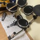 Elektronické bicí Alesis command mesh kit