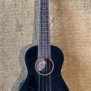 Luna Uke Bass Black