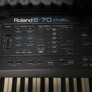 Roland E-70 – vintage arranger (1991)