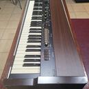 Roland VK-8 + case Thon