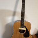 Akustickou kytaru Yamaha DW 4-S