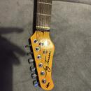 Levoruký stratocaster Jay truser