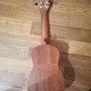 Sopránové ukulele Laka VUS10 + polstrovaný obal