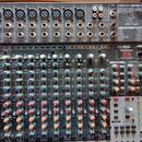 Behringer XENYX X 2442 USB Analogový mixpult