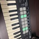 Novation Launchkey Mini - MIDI klávesy