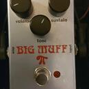 EHX Big Muffs pedalboard