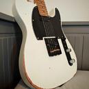 Olympic white nitro tele + fender krk + EMG