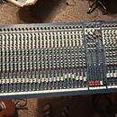 Soundcraft LX7II 32ch