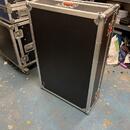 Behringer X32 s casem