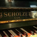 Salónní pianino Scholze, perfektní stav!
