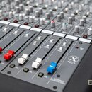 Mixpult. Crest Audio 16-4st-4aux