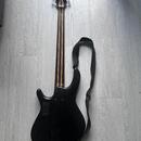 Baskytara Cort Artisan B5 (5-strunná)