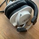 studiová sluchátka Yamaha HPH-MT5W