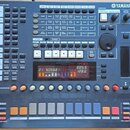 Yamaha SU-700 sampler (rezervace)