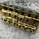 nová tremolo kobylka Fender 005-3275-000 zlatá gold